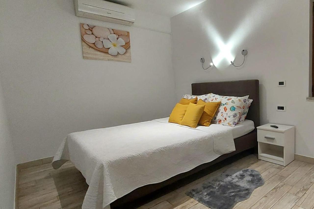Room Lina 로브란 외부 사진