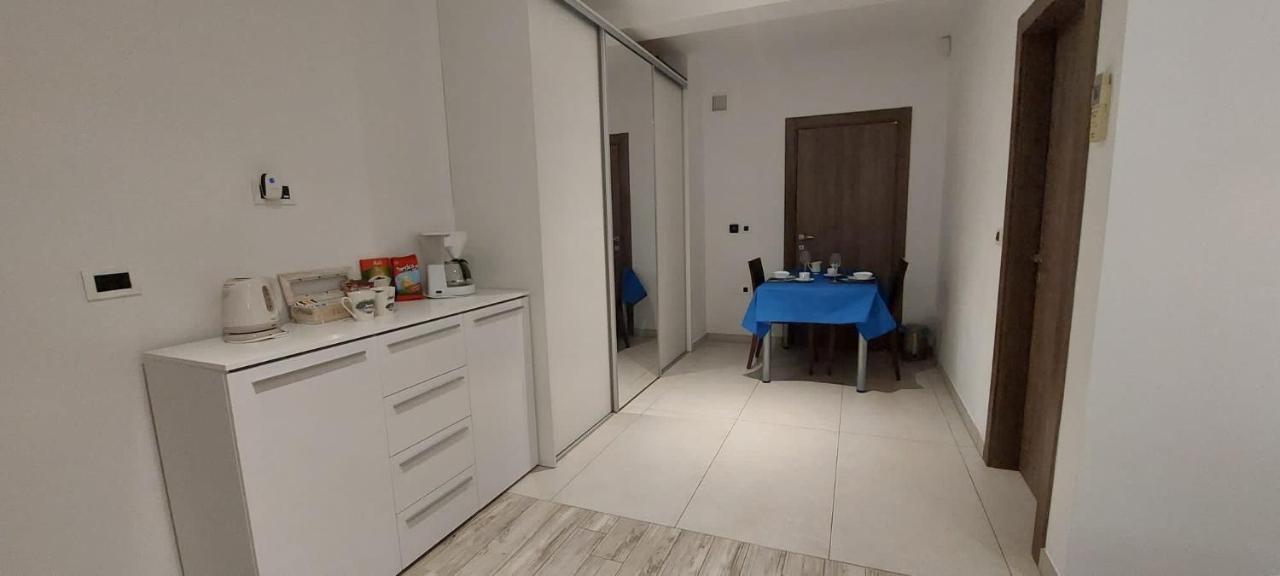 Room Lina 로브란 외부 사진